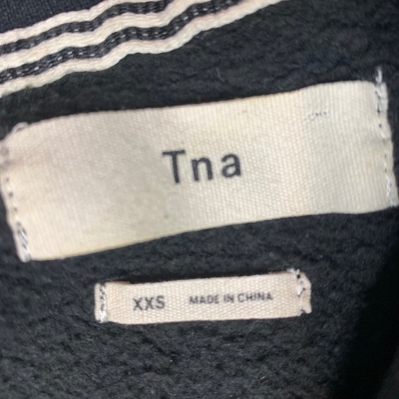 Black TNA sweater - Picture 2 of 2